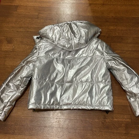 MSGM silver puffer